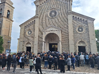 Senigallia – Conferenza stampa in onore di Leonardo con la presenza dei genitori e del legale